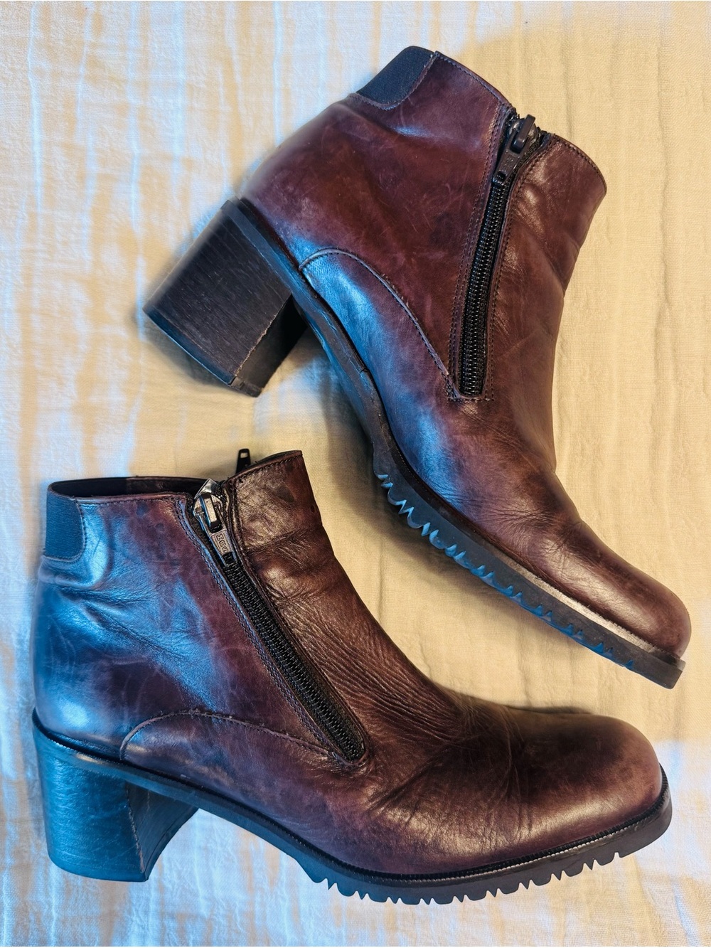 Jones New York Sport Italy Leather Ankle Boots 7.5M Brown Double Zip